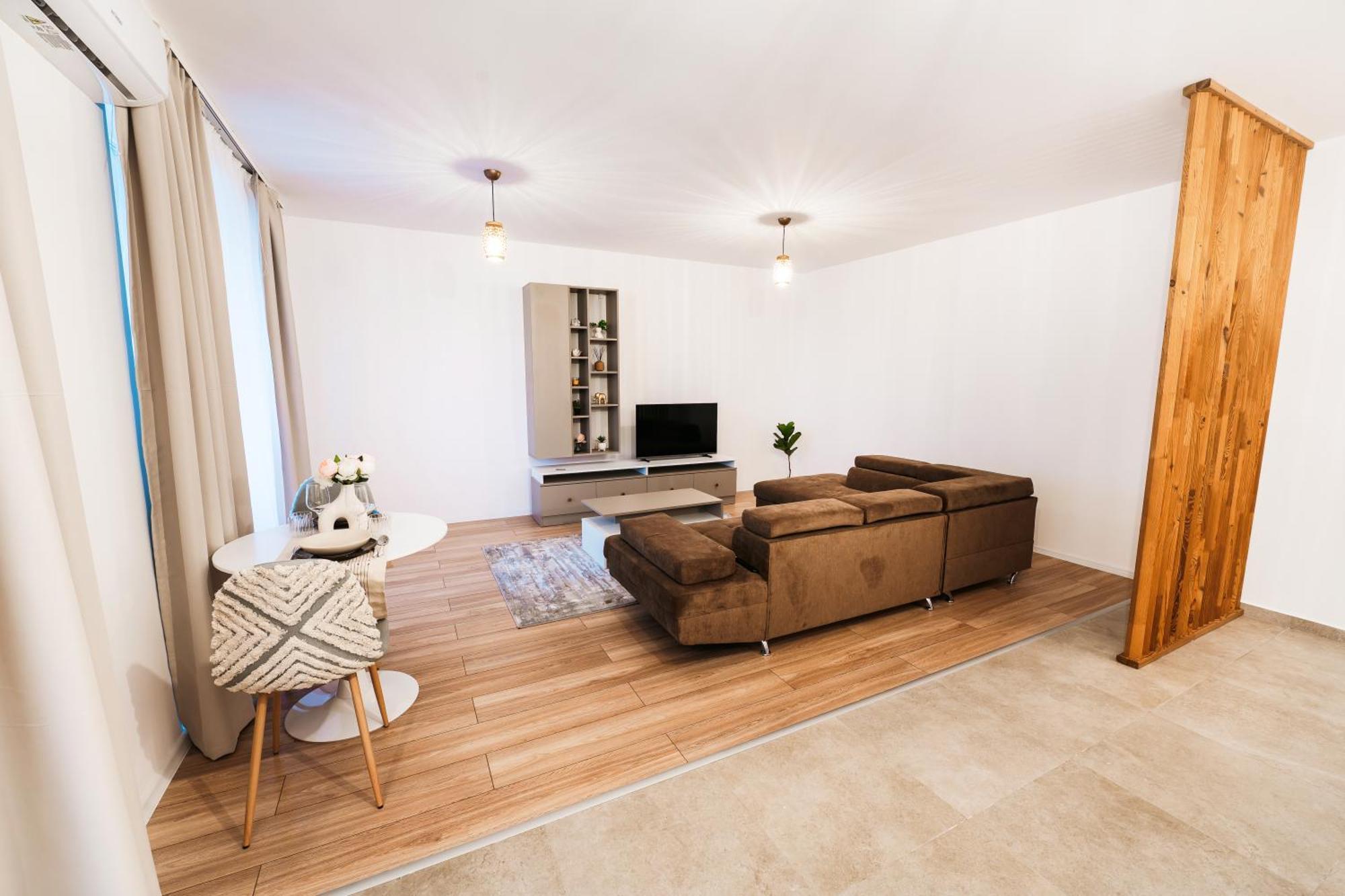 Apartment Evra Royal- Free Private Parking